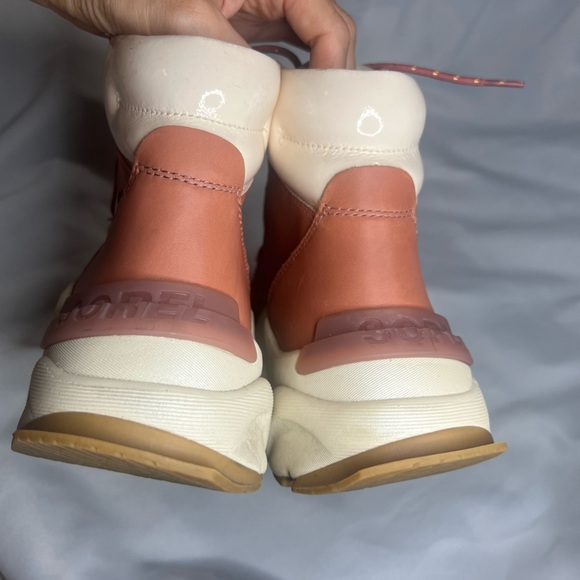 Sorel Kinetic RNEGD Conquest Lux Women’s Boots 9.5 - Picture 4 of 9